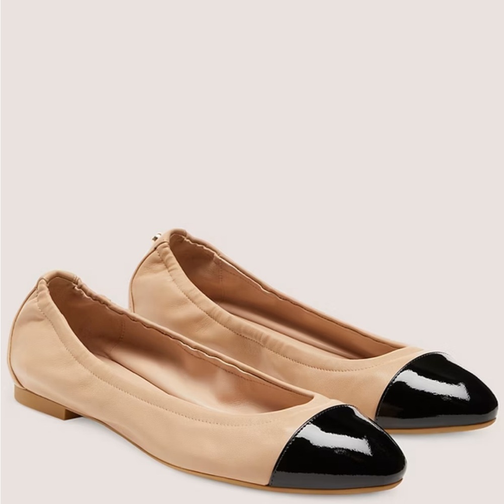 Stuart Weitzman Gabby flats. Size 7.  New in box.